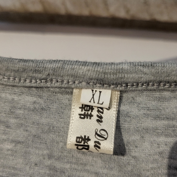 Gray Long Sleeve Top with Lace Detail - Picture 3 of 4